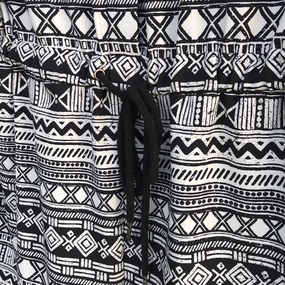 Aztec Geometric Print Romper - Picture 2 of 5